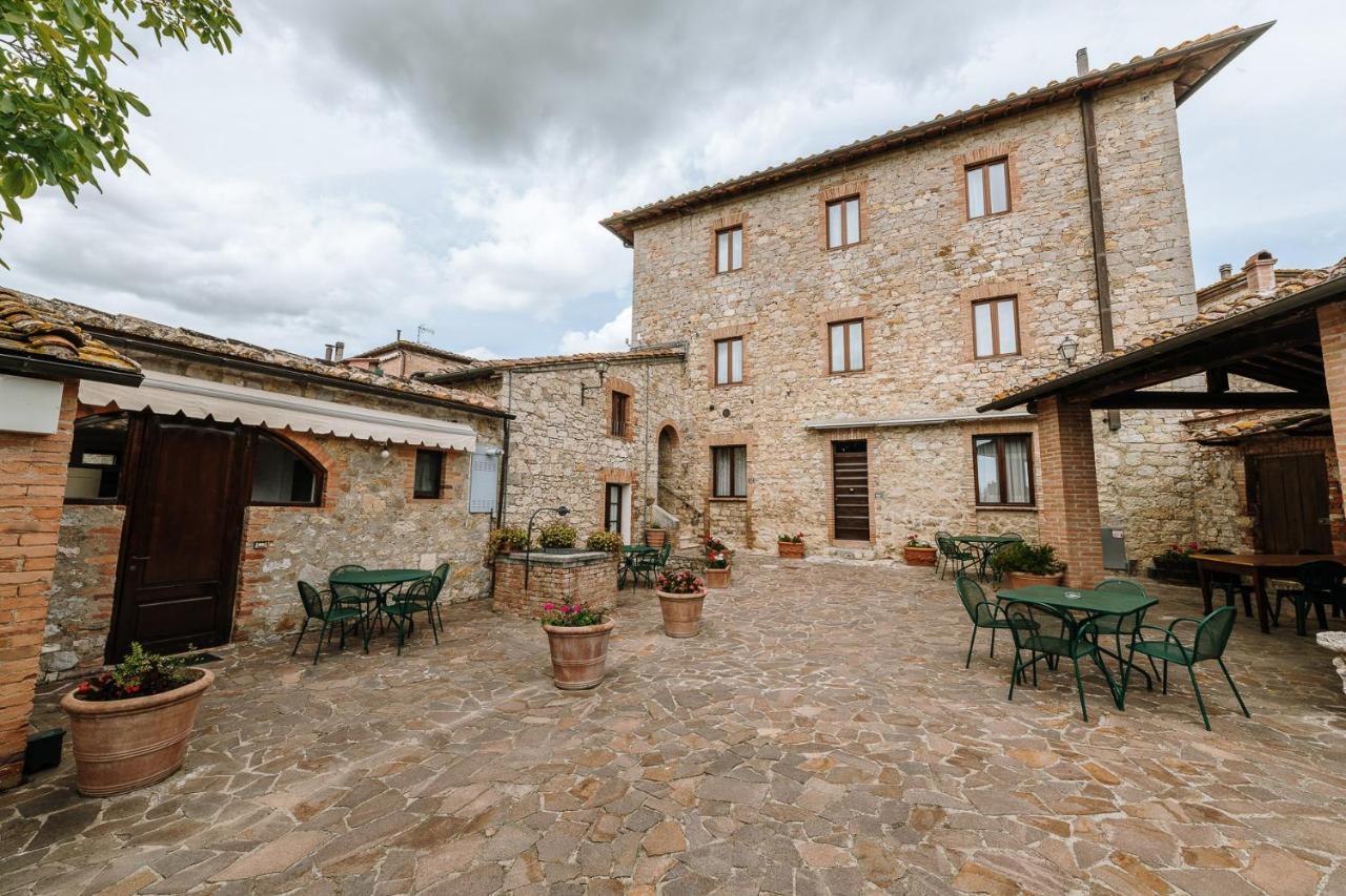 Borgo Villa A Sesta San Gusme Exterior foto
